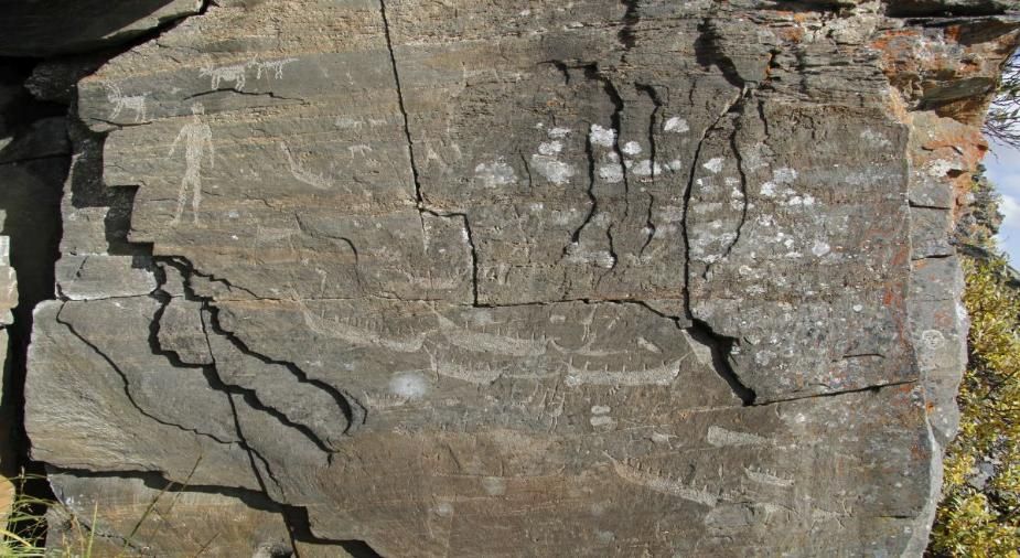 Ученые создали точную карту самого северного в Азии памятника петроглифов на реке Пегтымель